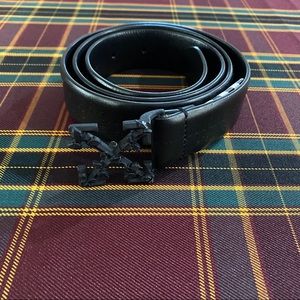 Off-White Vine Arrow Leather Industrial Belt L